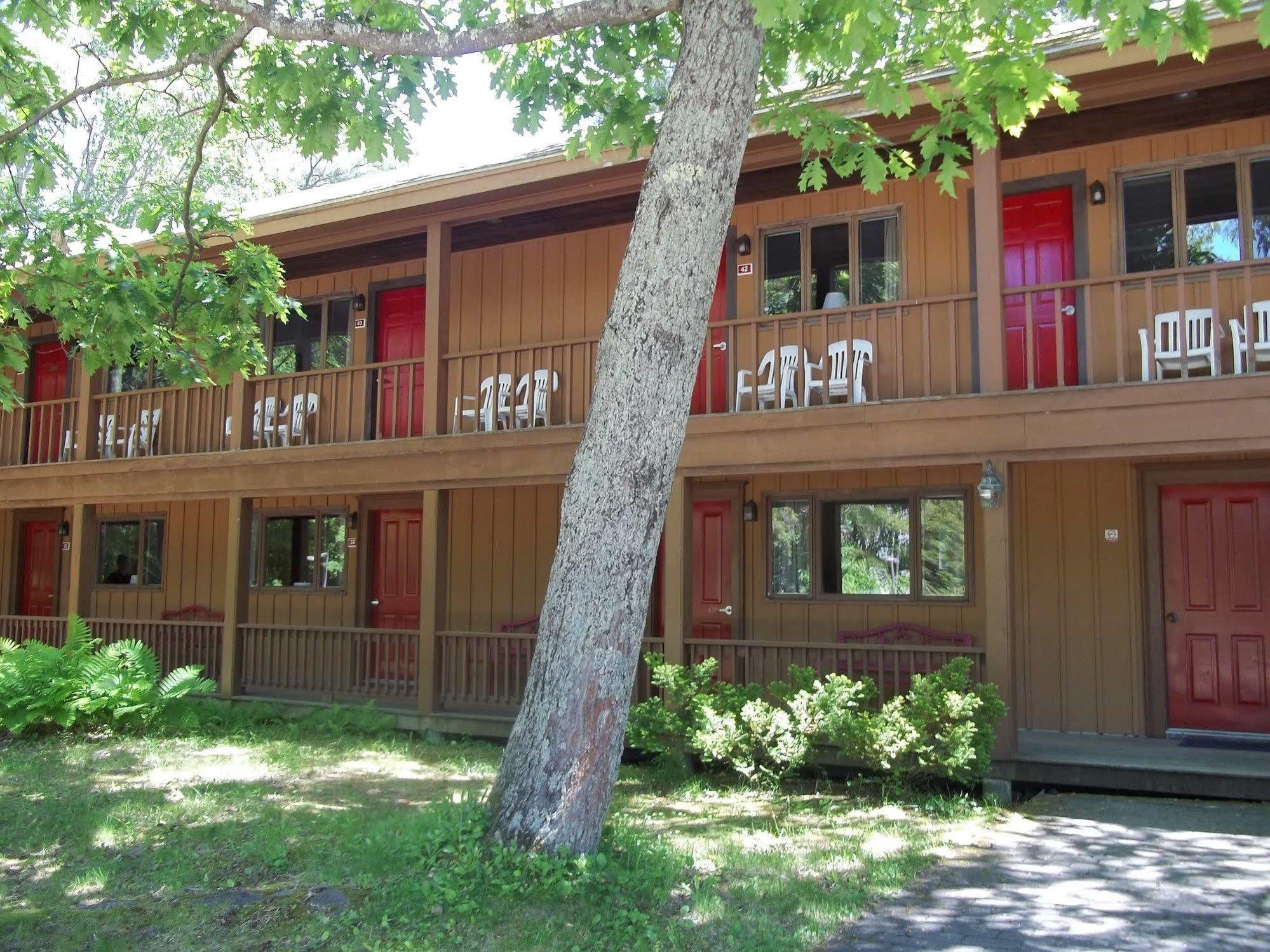 Wiscasset Woods Lodge Extérieur photo